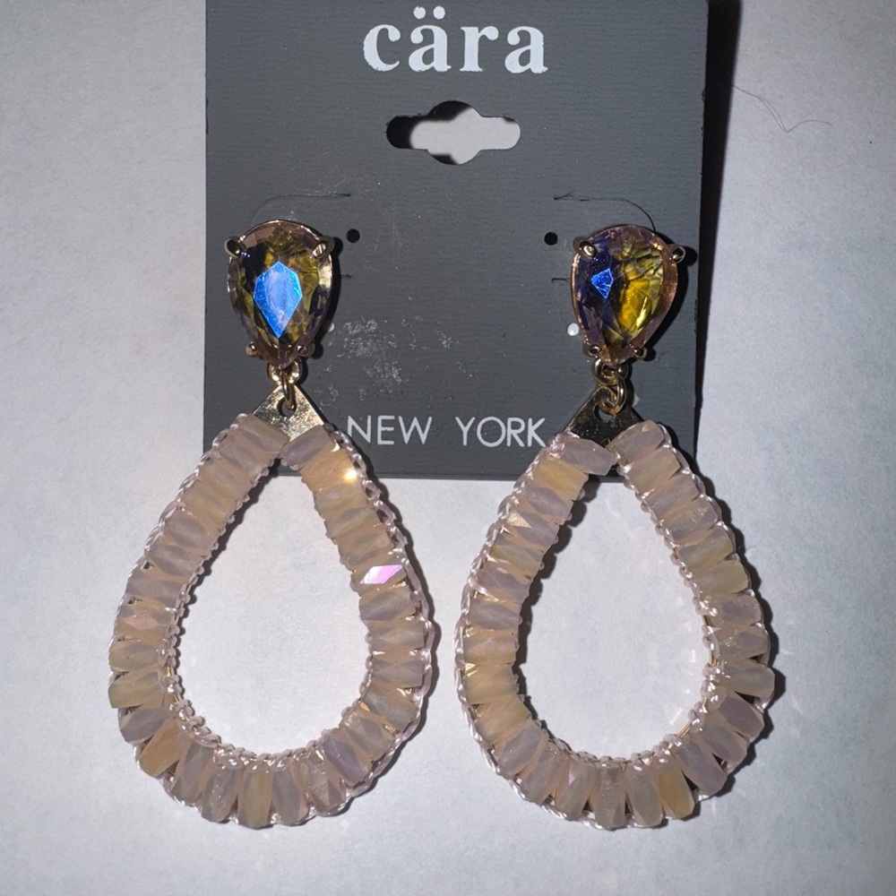 Gold and Cream Teardrop Earrings